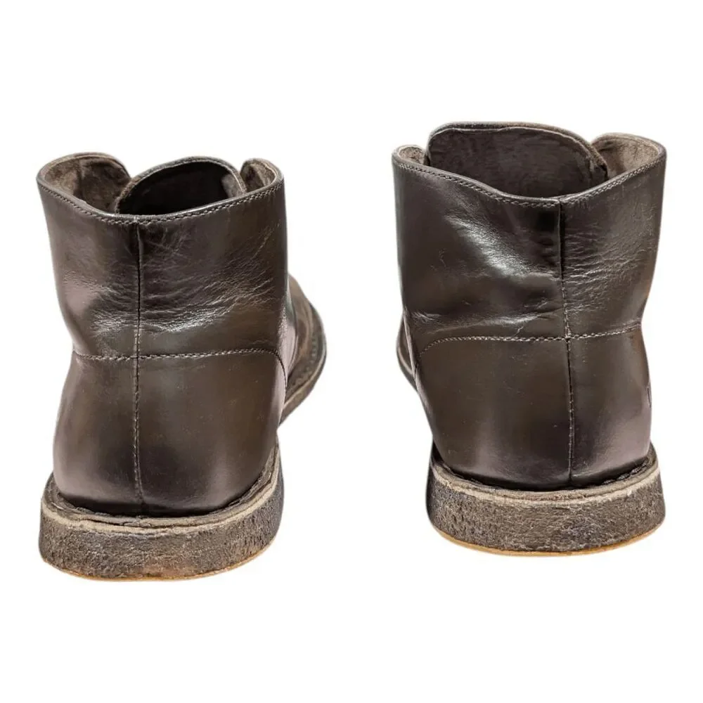 UGG Leighton Lace-Up Chukka Boot Size 11